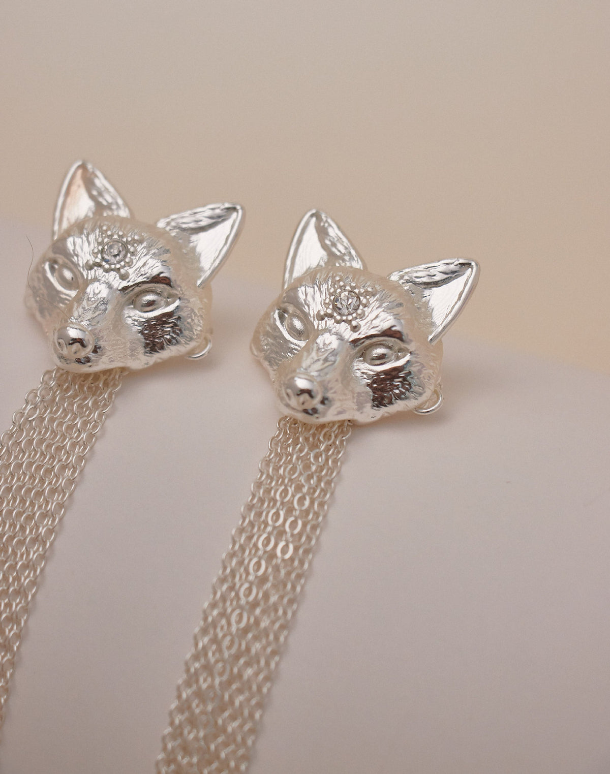 Pendientes Wolf